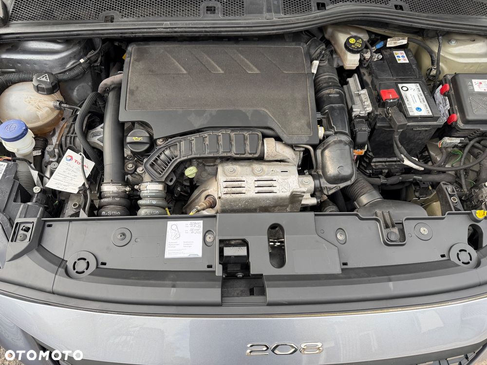 Peugeot 208 PureTech 100 Style - 38
