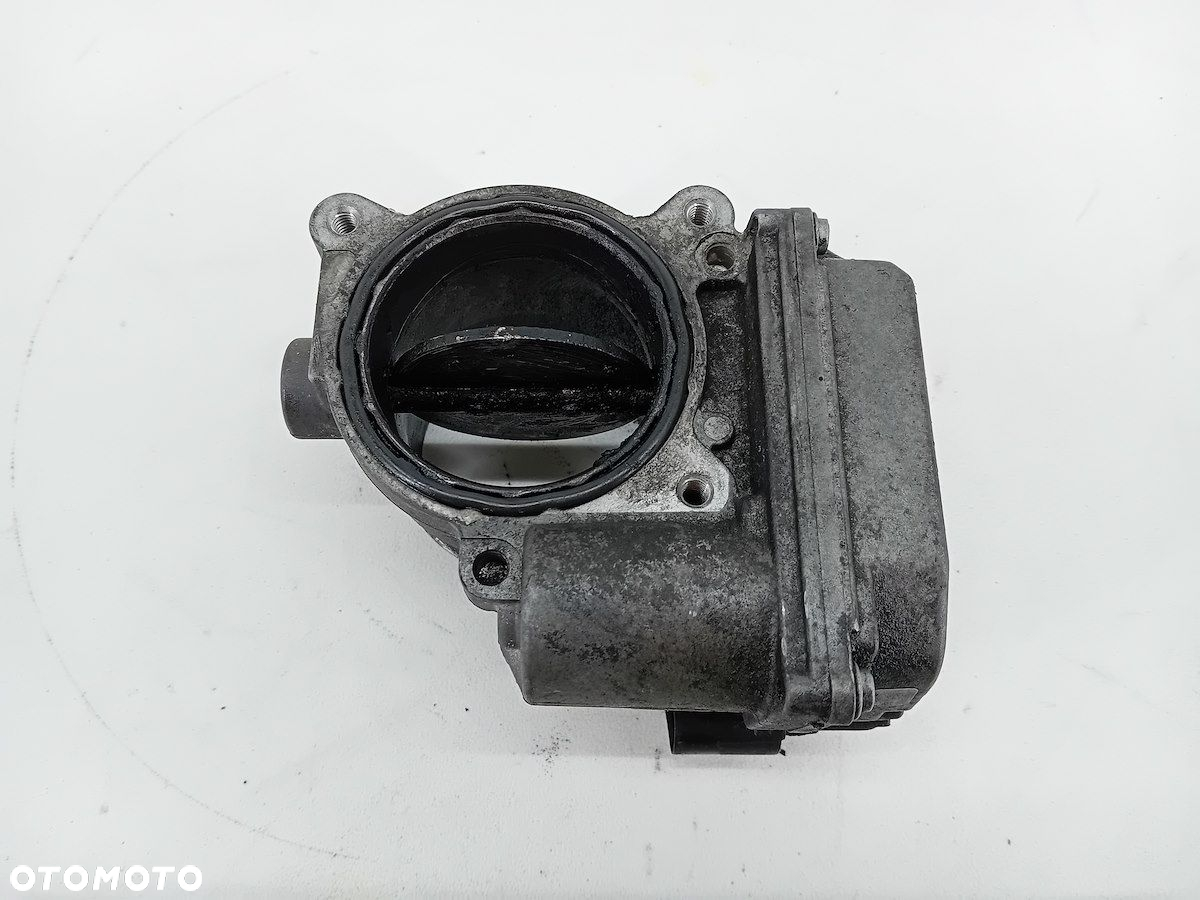PRZEPUSTNICA AUDI A6 C6 4E0145950C 408240241002 3.0 TDI - 3