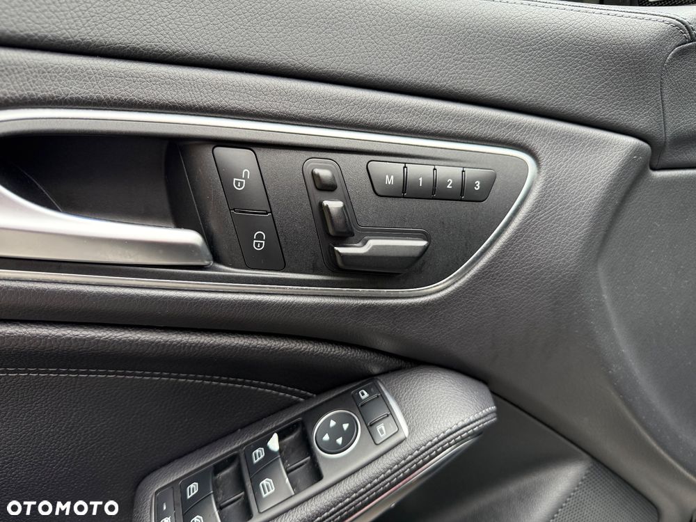 Mercedes-Benz CLA AMG 45 4-Matic - 19