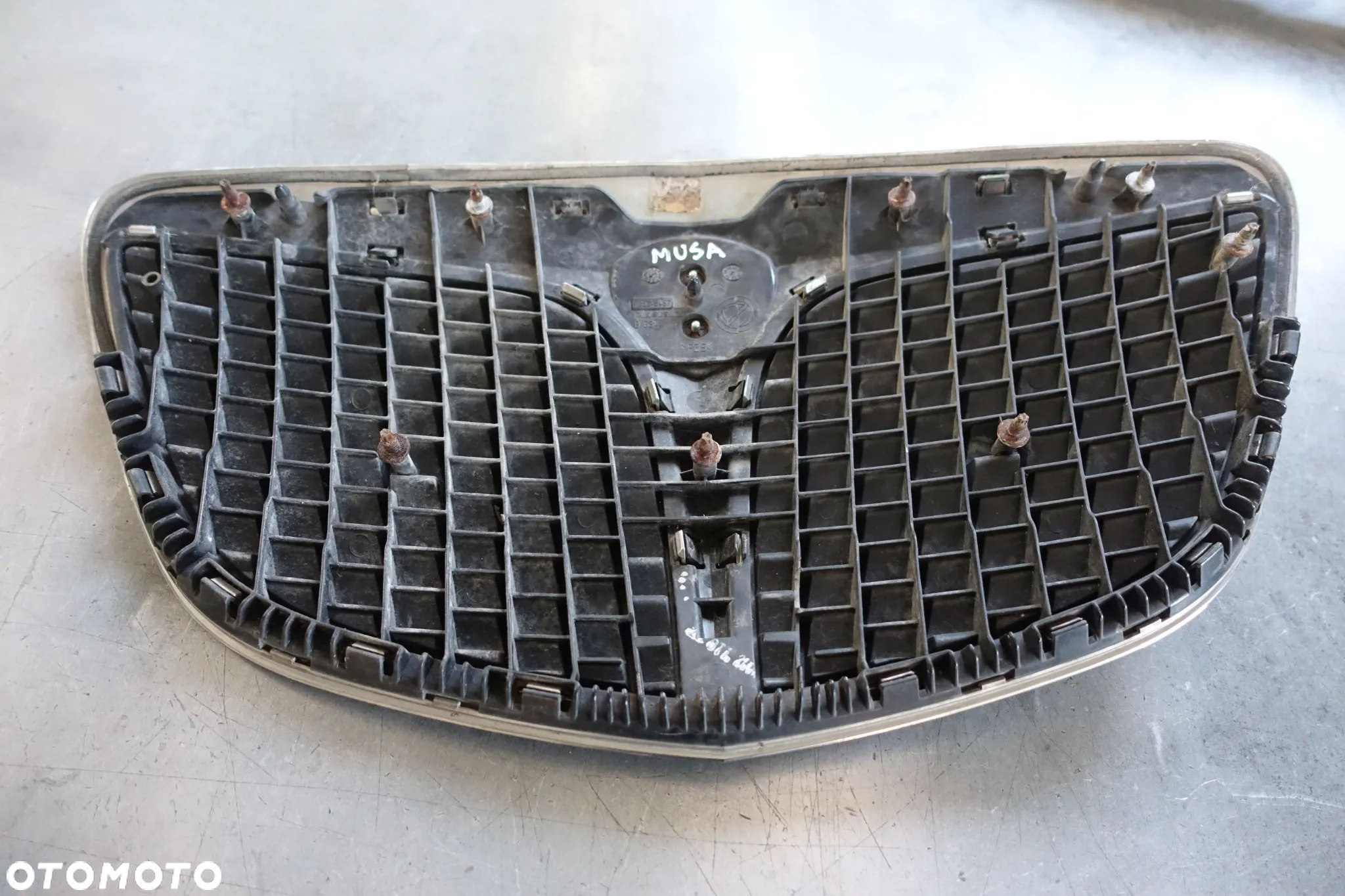 ATRAPA GRILL LANCIA MUSA YPSILON II - 7