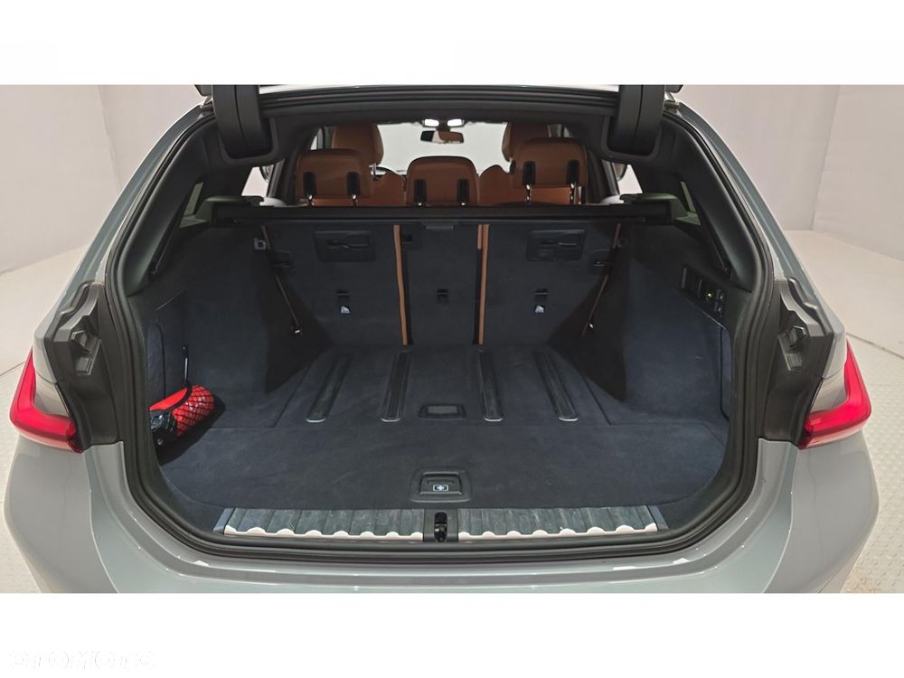 BMW Seria 3 320d xDrive M Sport - 24
