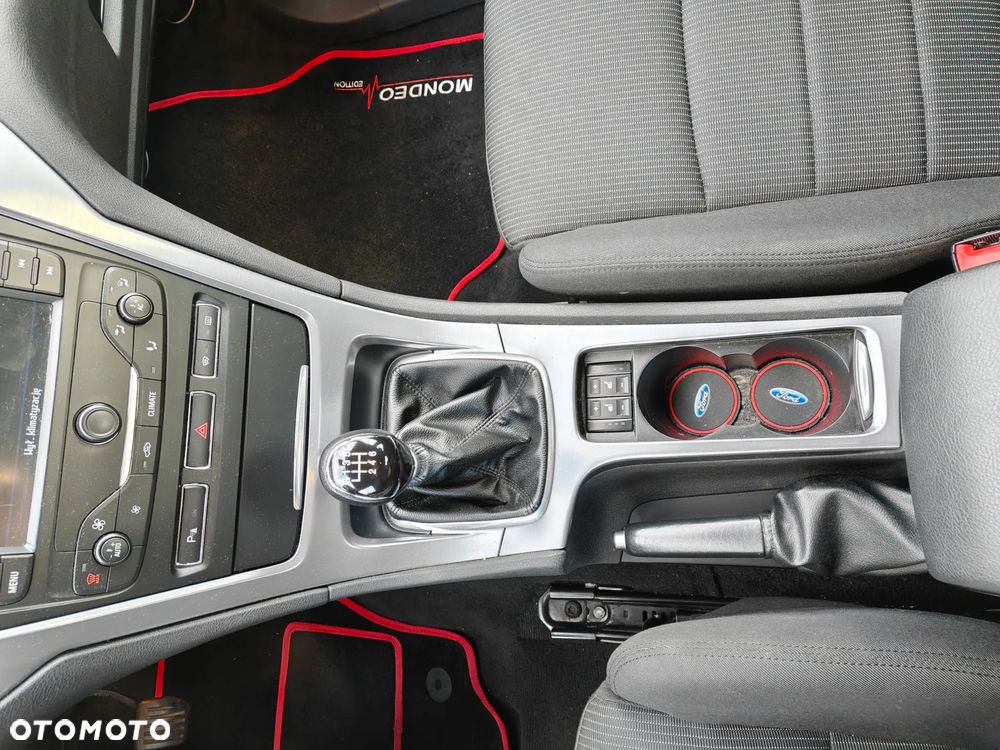 Ford Mondeo - 20