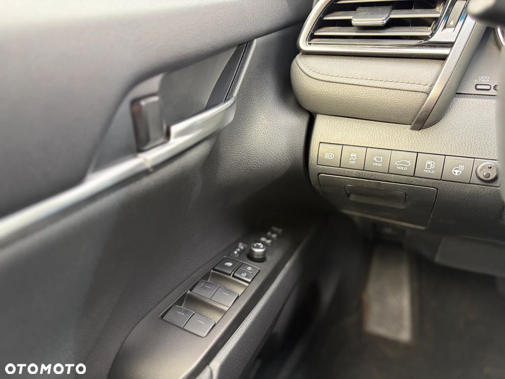 Toyota Camry 2.5 Hybrid Executive CVT - 10