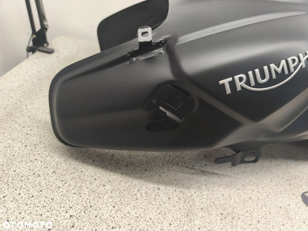 Bak, zbiornik paliwa Triumph Tiger 1050 - 10