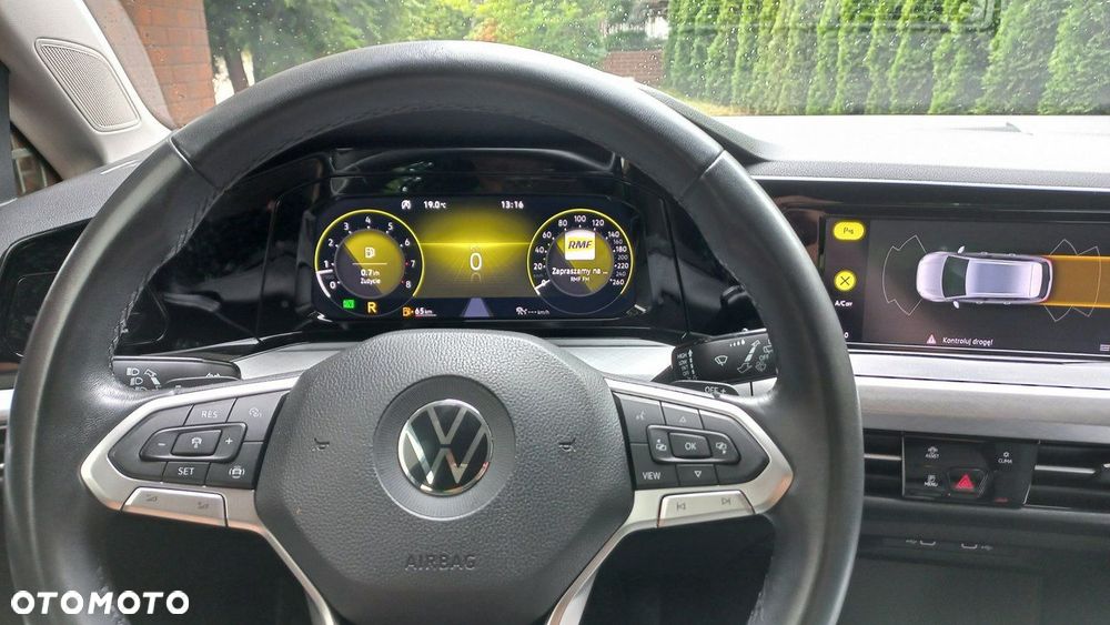 Volkswagen Golf - 27