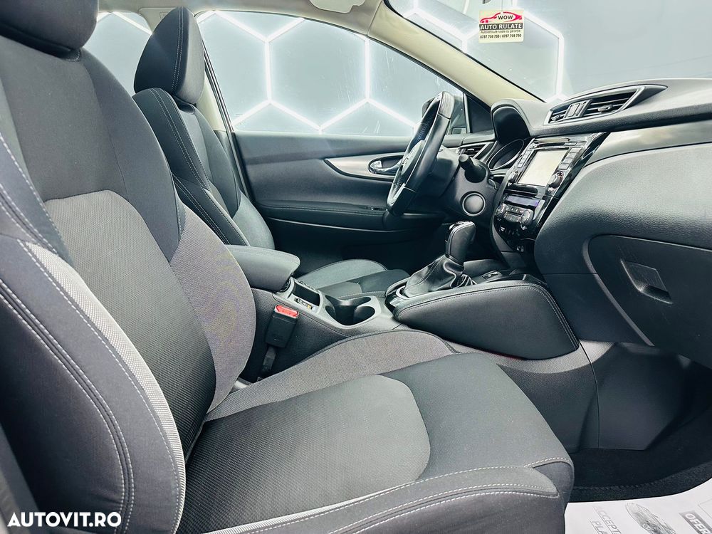Nissan Qashqai 1.2 DIG-T Xtronic N-Connecta - 16