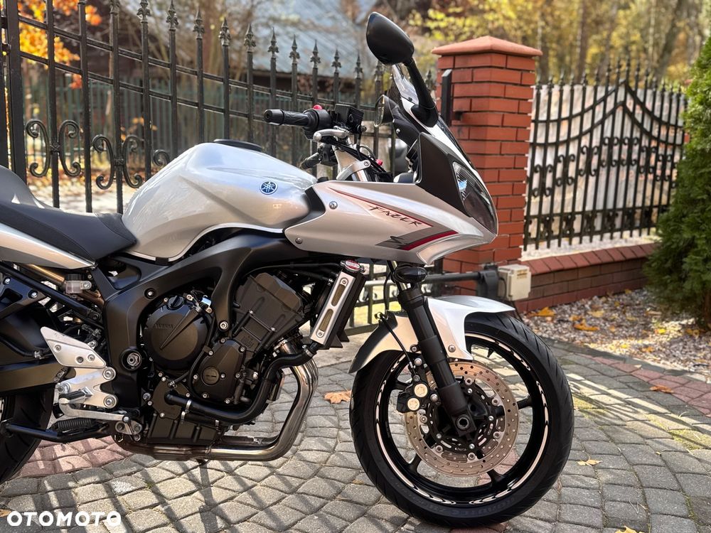 Yamaha FZ6 - 10