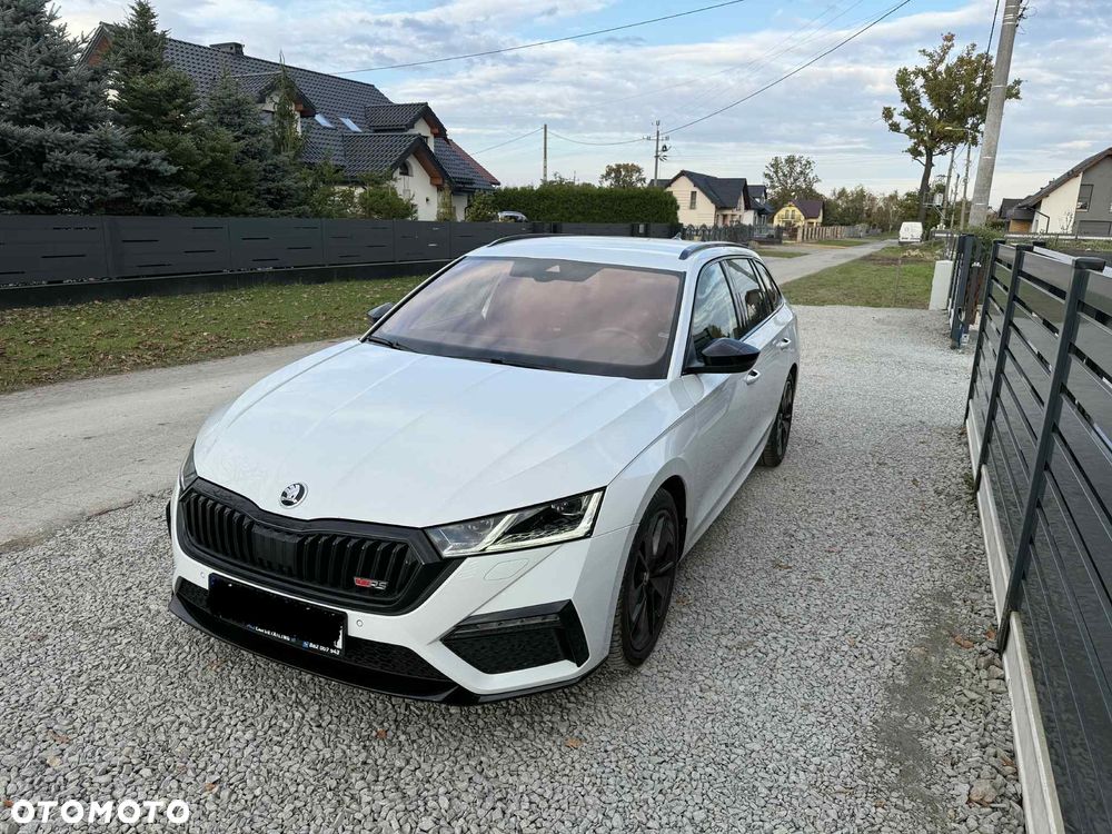 Skoda Octavia 2.0 TSI RS DSG - 2