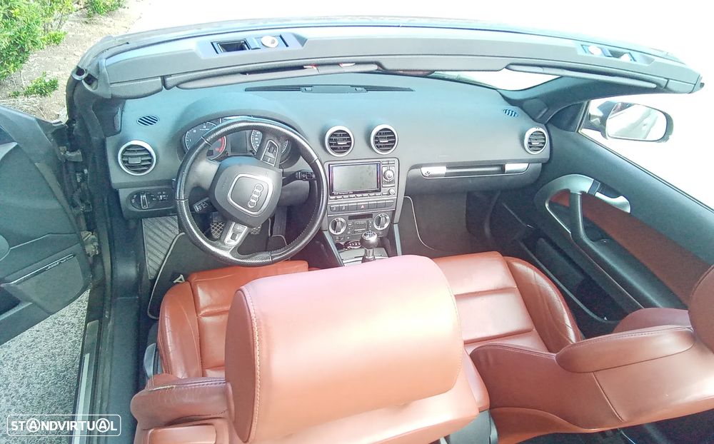 Audi A3 Cabrio 1.6 TDi DPF S line Sport Pack - 5