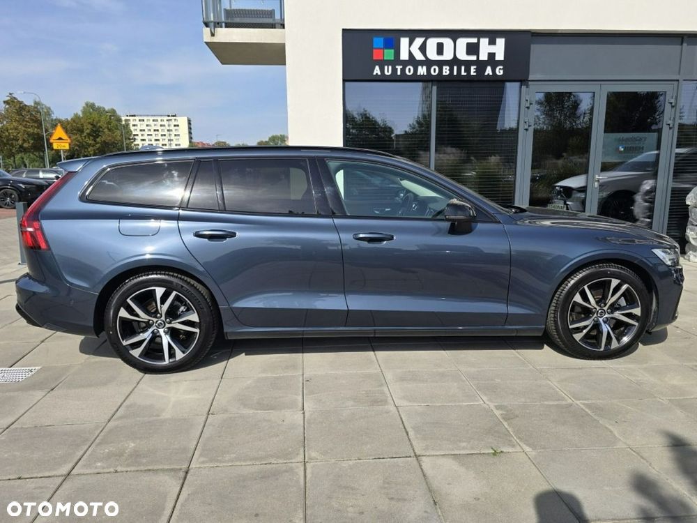 Volvo V60 B4 B Plus Dark - 5