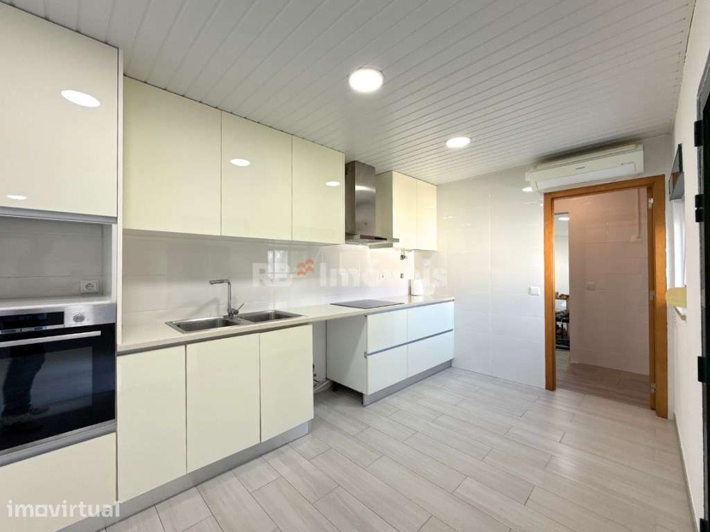 Moradia T3 Renovada com Quintal e Anexo Atalaia, Vila Nova da Barqu... - Grande imagem: 5/53