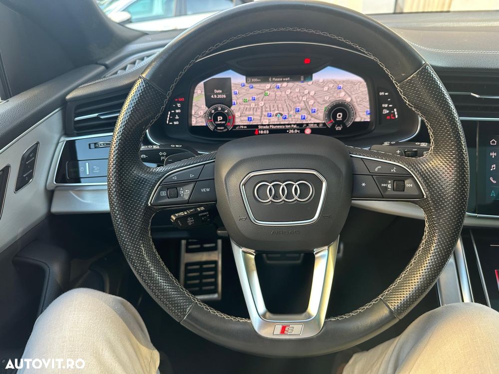 Audi Q8 - 16