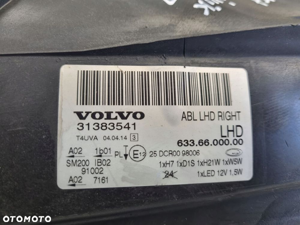 LAMPA PRAWA Volvo V70 III S80 II prawy przód XENON SKRĘTNY 31383541 - 2