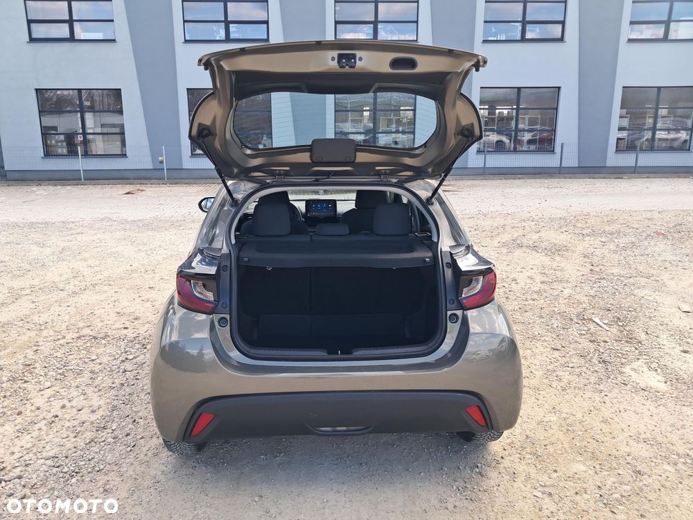 Toyota Yaris 1.5 Comfort - 13