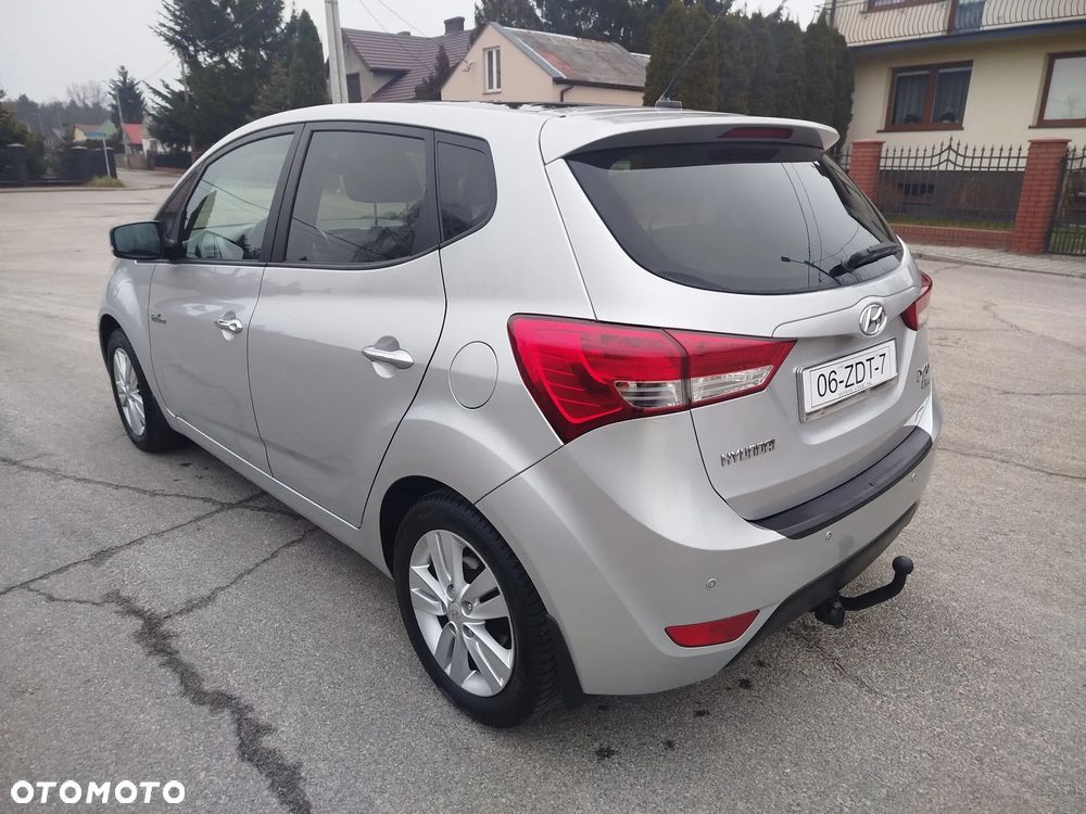 Hyundai ix20 1.4 blue YES Plus - 12