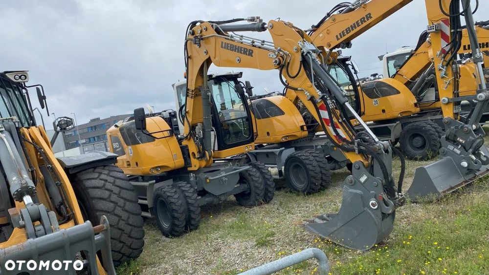 Liebherr A 910 Compact - 2