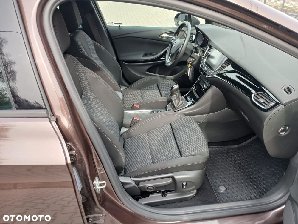 Opel Astra 1.4 Turbo Start/Stop Innovation - 32