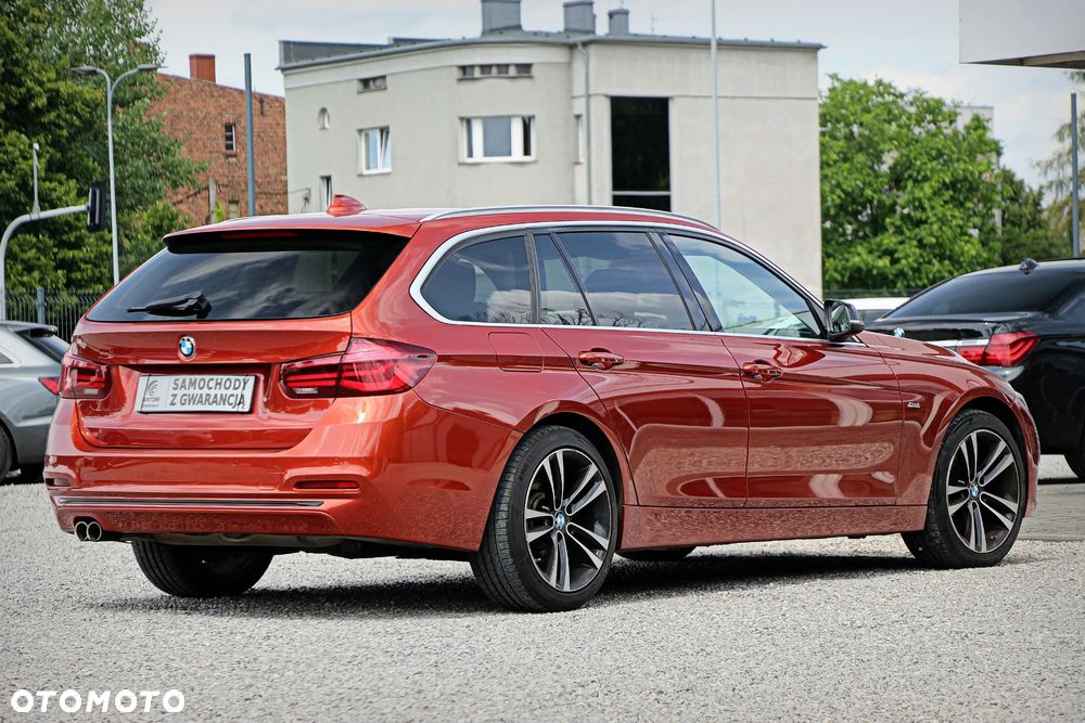 BMW Seria 3 330i xDrive Sport Line Sport - 9
