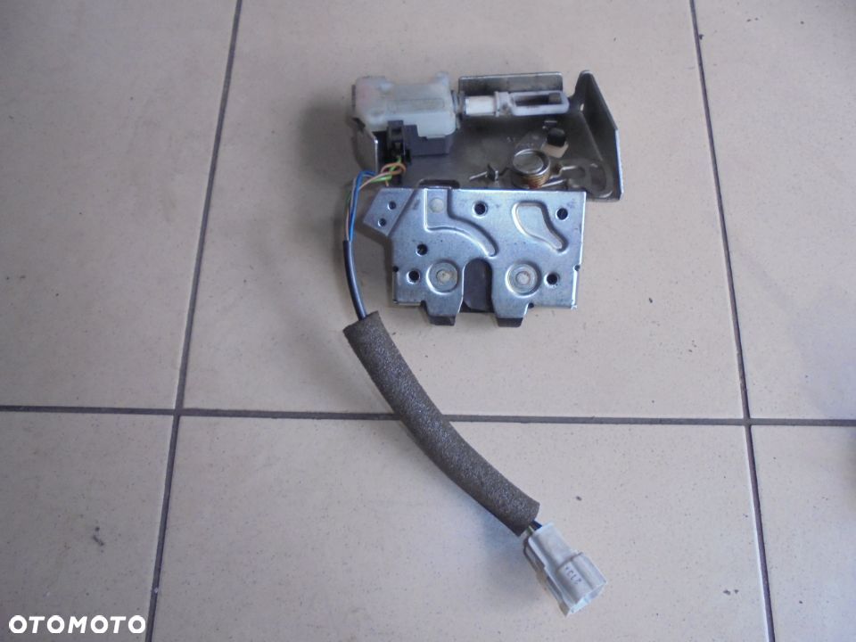 ZAMEK KLAPY BAGAZNIKA MONDEO MK3 HB FL - 1