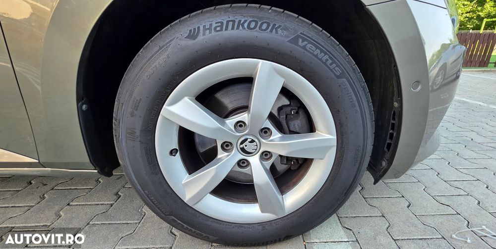 Skoda Superb 2.0 TDI Ambition - 11