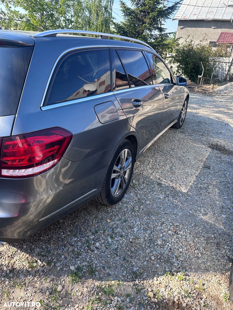 Mercedes-Benz E 220 BlueTEC 9G-TRONIC Avantgarde - 4