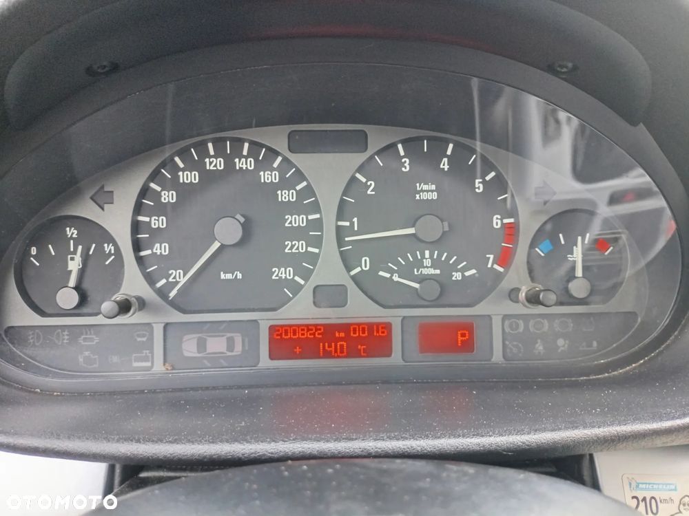 BMW Seria 3 - 17