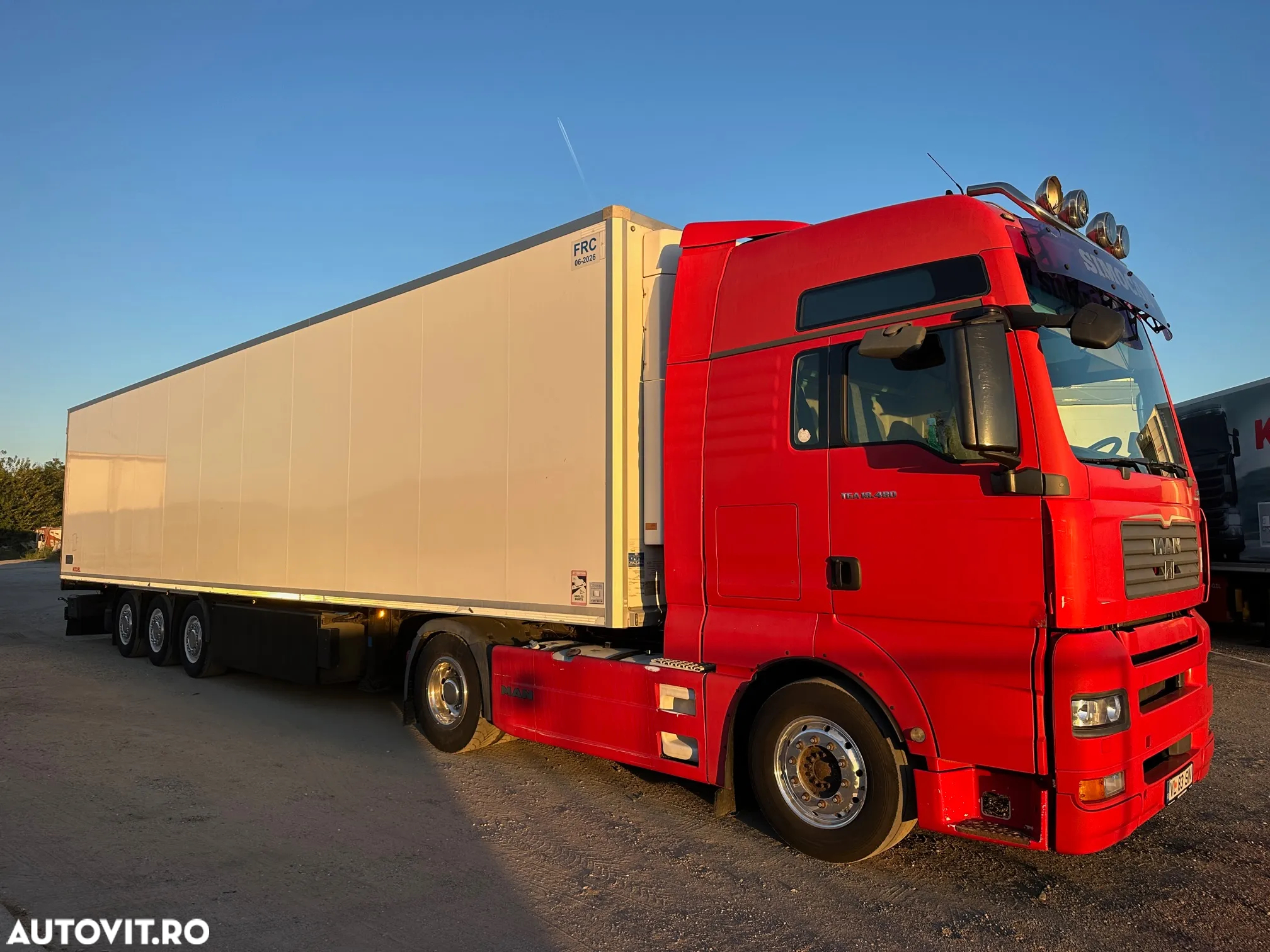 Kögel SN24 Frigo Thermo King SLX300-H 2.72 - 12