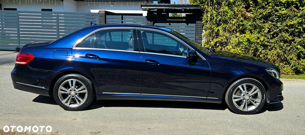 Mercedes-Benz Klasa E 300 CDI DPF BlueEFFICIENCY 7G-TRONIC Avantgarde - 5