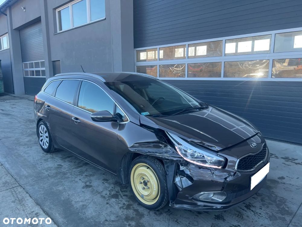 Kia Ceed Cee'd 1.6 GDI L - 7