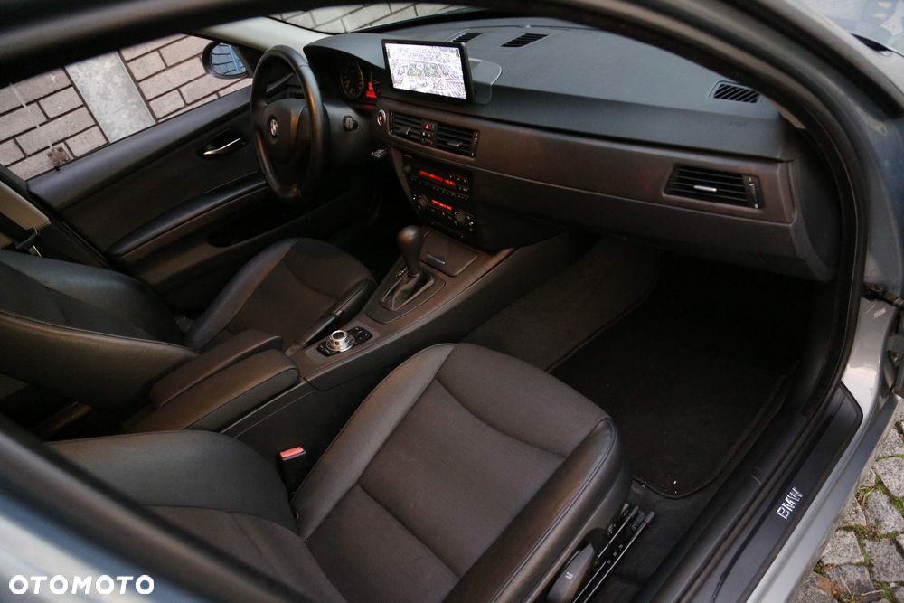 BMW Seria 3 - 27