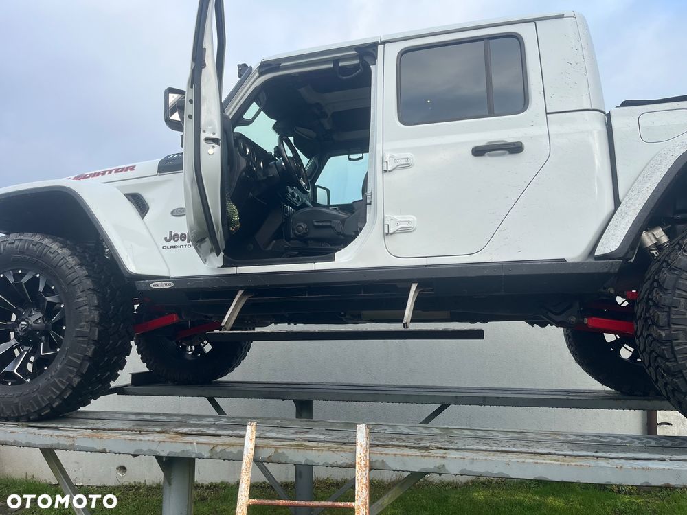 Jeep Gladiator - 31