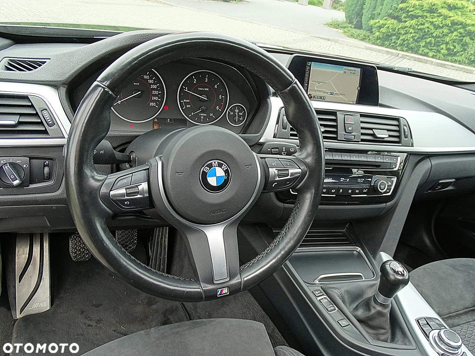 BMW Seria 3 320d xDrive M Sport - 31