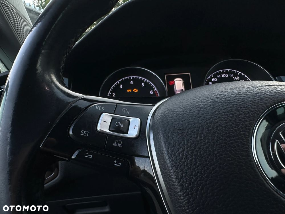 Volkswagen Golf VII 1.4 TSI BMT Highline - 8