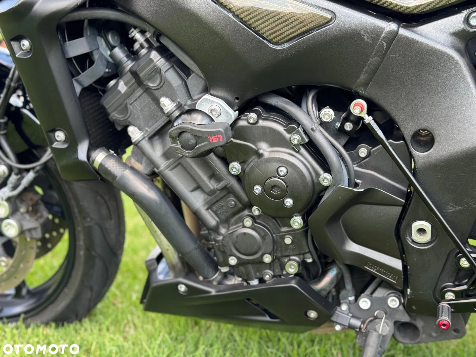 Yamaha FZ - 7