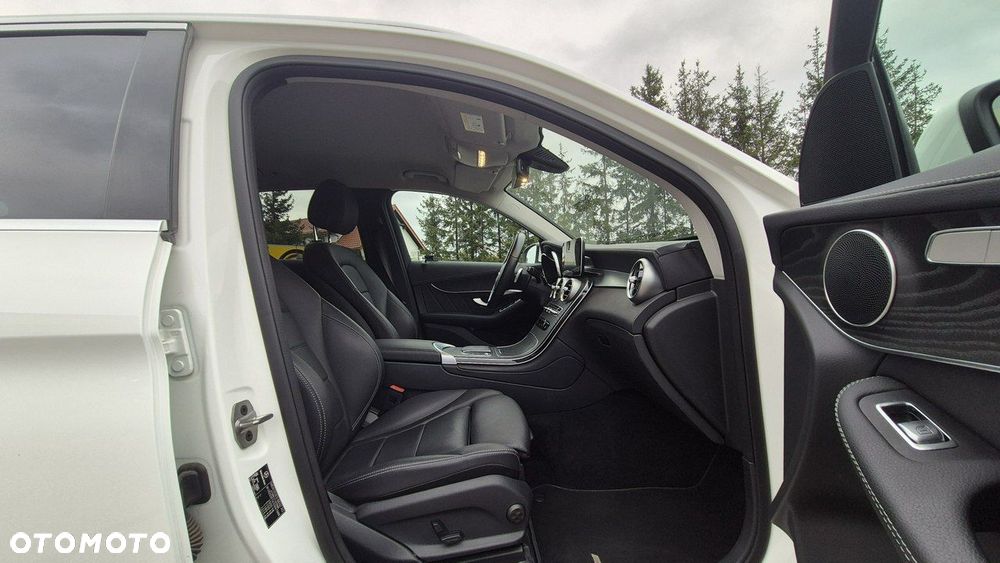 Mercedes-Benz GLC 200 d 4-Matic Business Edition - 26
