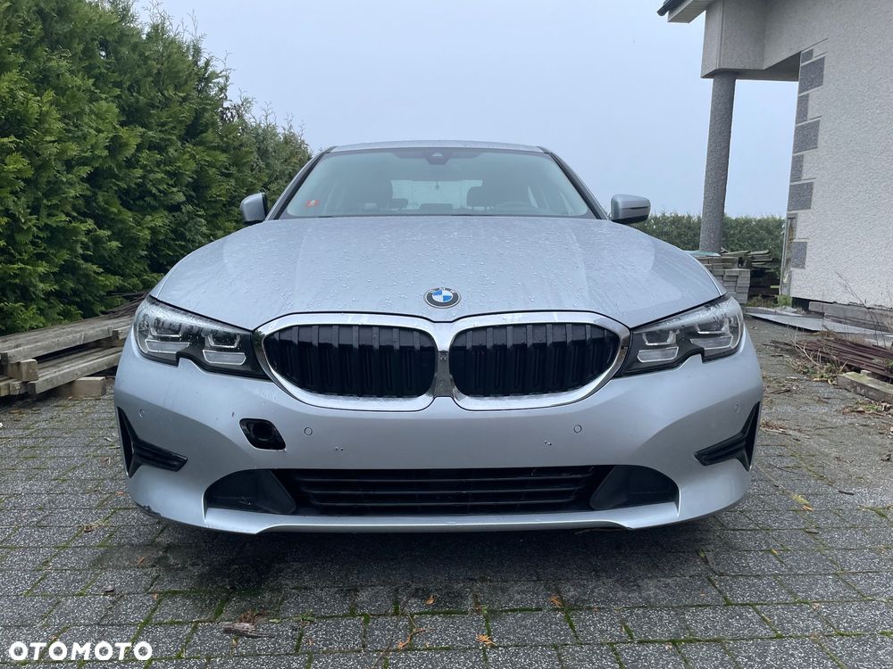 BMW Seria 3 330e iPerformance Sport Line - 14