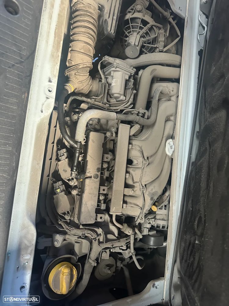 RENAULT TWINGO 1.0 SCE 70 CV 5 PORTAS DE 2020 (CENTRO DE ABATE  VEICULOS EM FIM DE VIDA) - 5