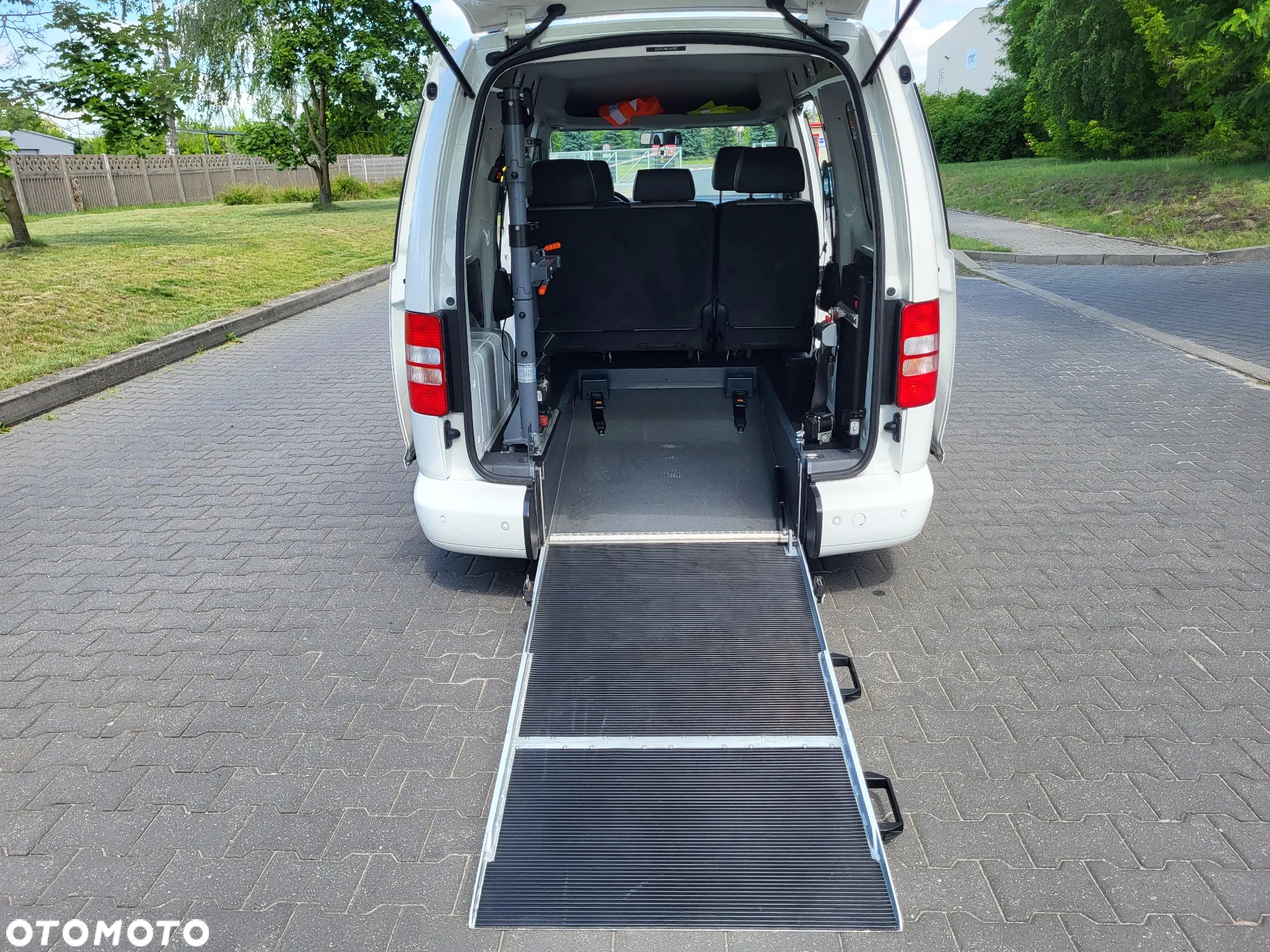 Volkswagen Caddy Maxi 1.6 TDI Trendline Mixt - 27