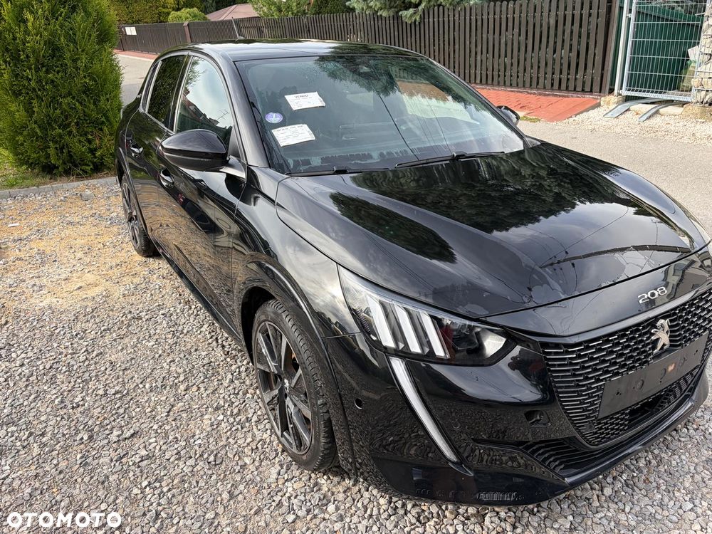 Peugeot 208 PureTech 100 EAT8 GT - 1