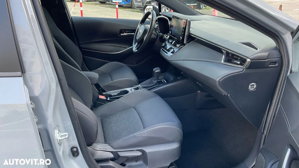 Toyota Corolla 1.8 HSD Dynamic - 15