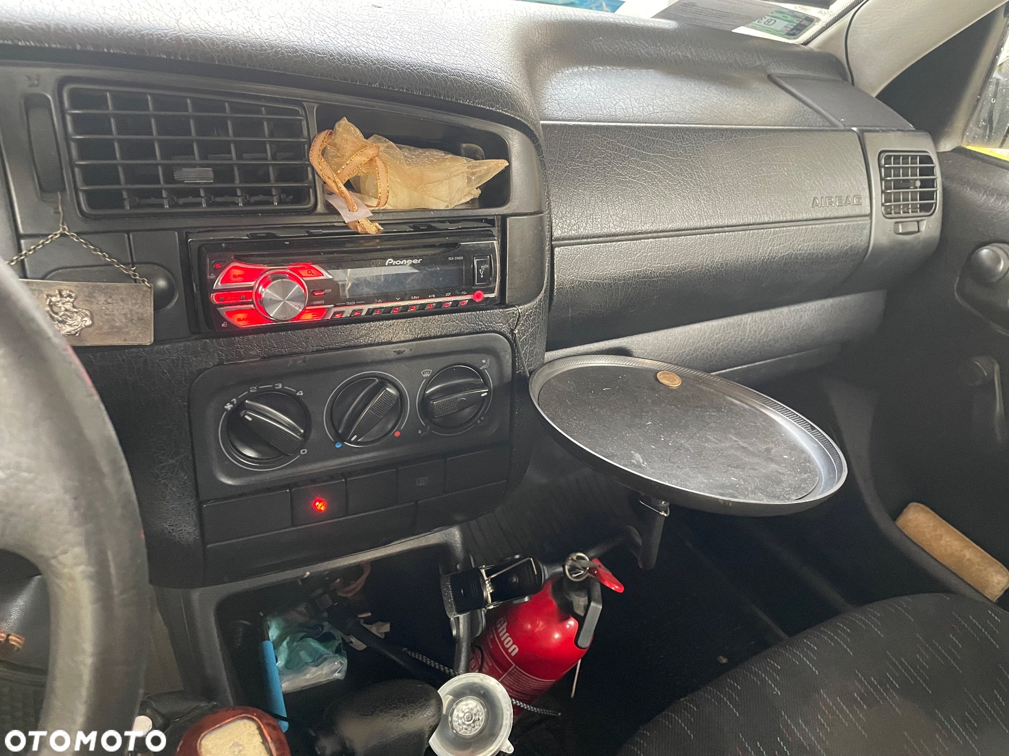 Volkswagen Golf - 8