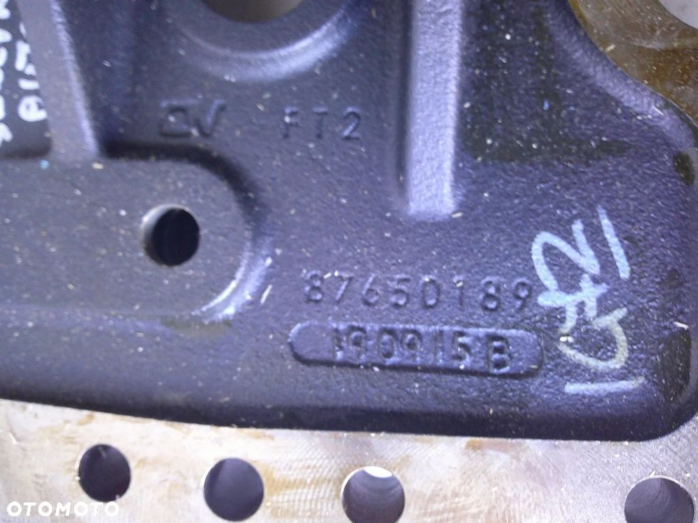 Pokrywa skrzyni biegów Case , New Hollad steyer t7060 - 8