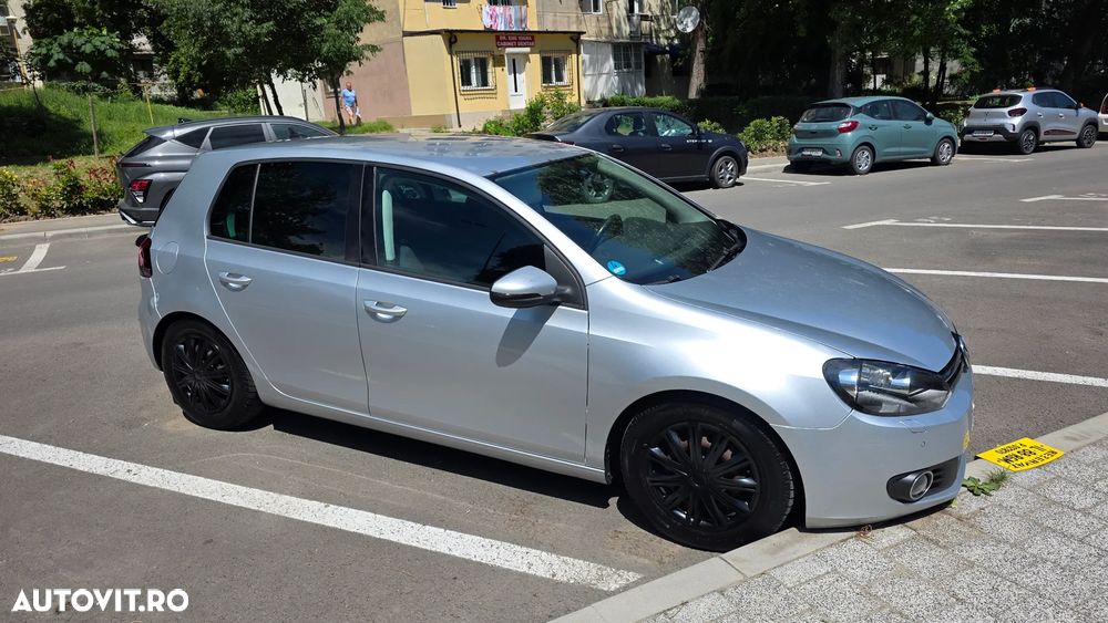 Volkswagen Golf 2.0 TDI Highline - 1