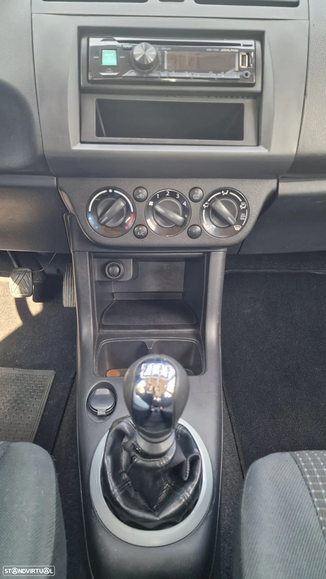 Suzuki Swift 1.3 DDiS GLX - 14