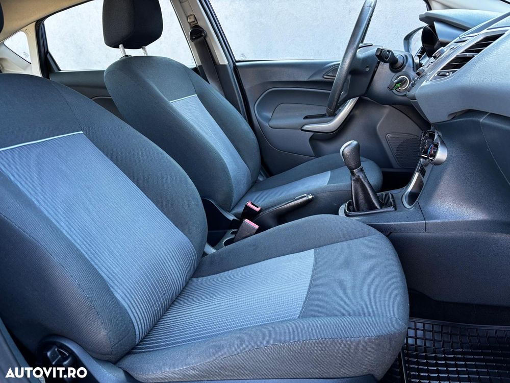 Ford Fiesta 1.4 TDCI Ghia - 6