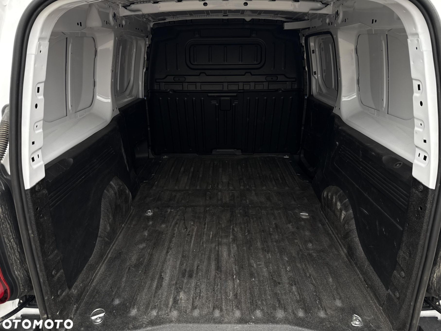 Toyota PROACE CITY - 21