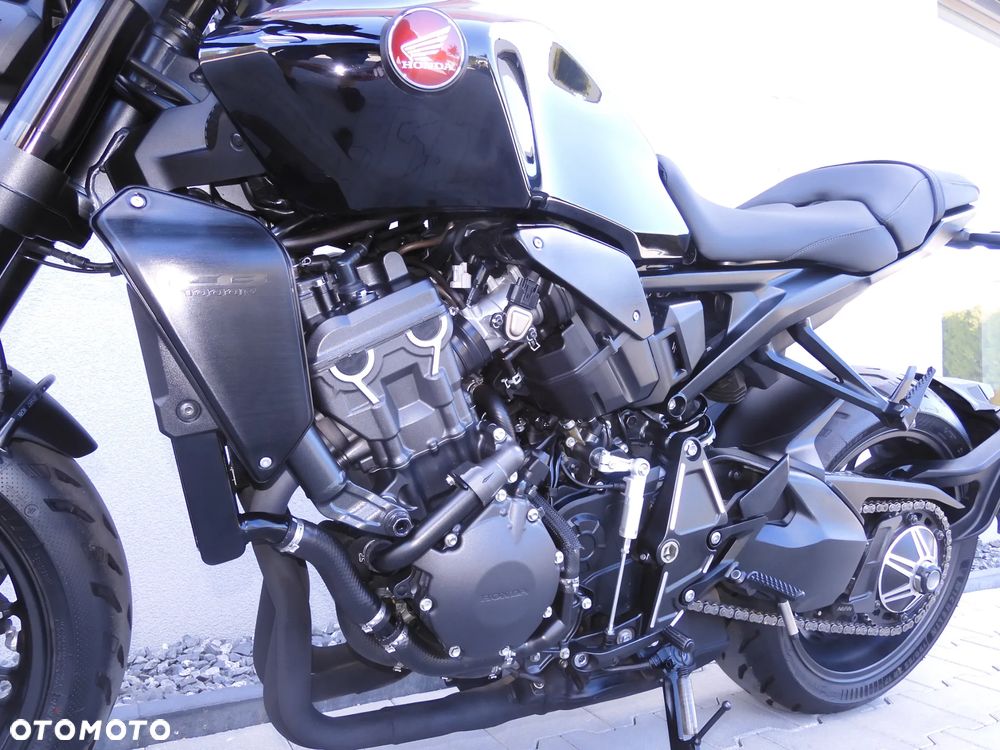 Honda CB - 28