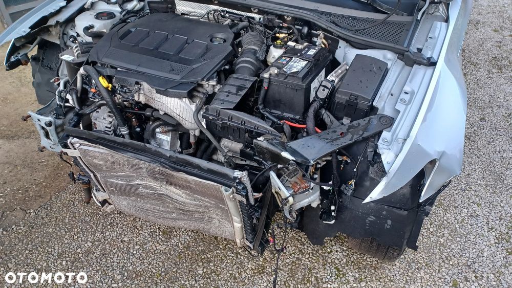 Volkswagen Passat - 6
