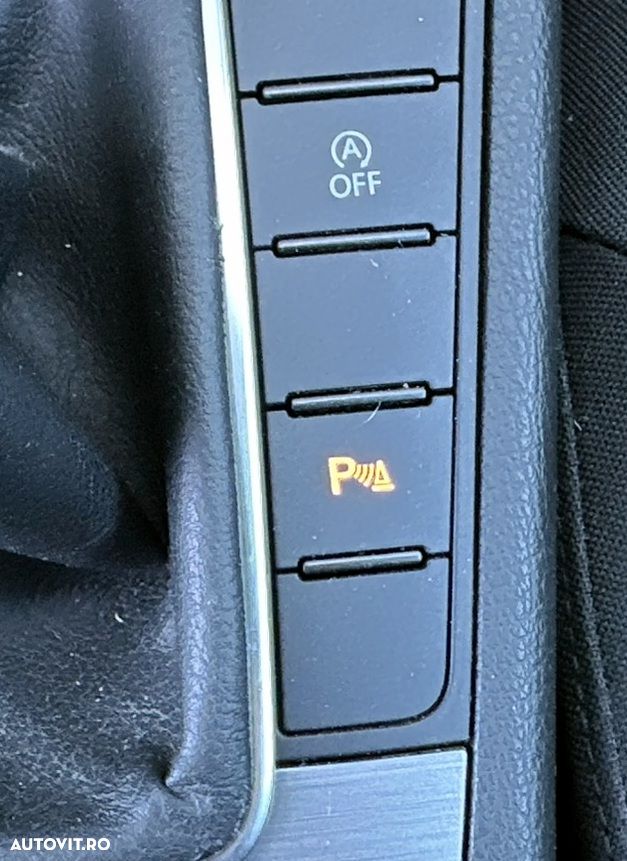 Volkswagen Passat - 28
