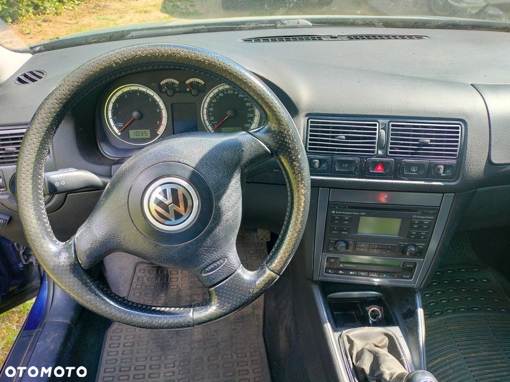 Volkswagen Golf 1.6 Basis - 11